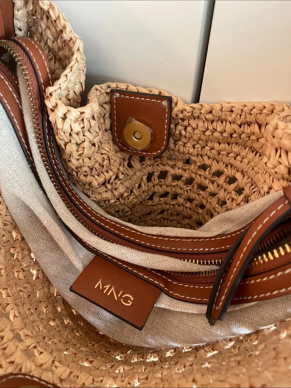 Mango Woven Straw Hobo Bag with Brown Leather Trim CB CB - Picture 7 of 14